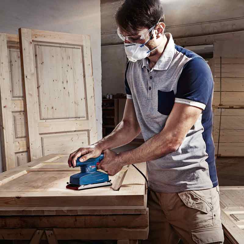 BOSCH -  ORBITAL SANDER - GSS 2300