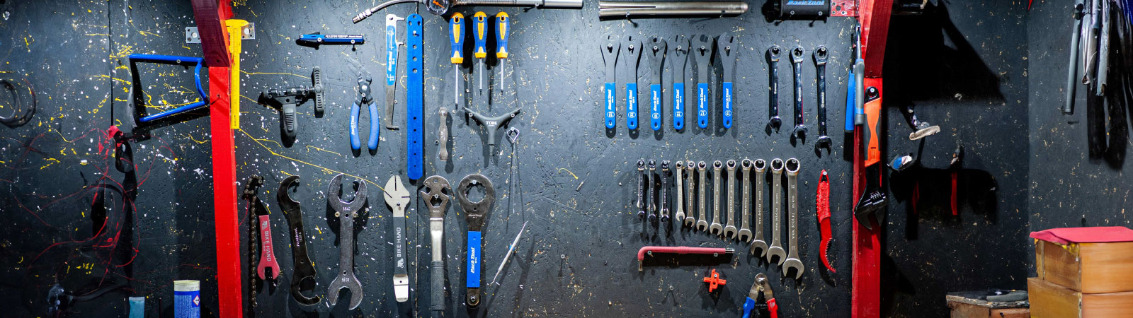 How to Choose the Right Automotive Tools for Your Garage in Dubai